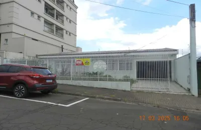 Casa com 3 quartos à venda na rua frei caneca, 2443, trianon, guarapuava, 211 m2 por r$ 850.000