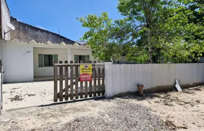 Casa com 3 quartos à venda na rua marisa santina rauh, 611, nereidas, guaratuba, 90 m2 por r$ 270.000