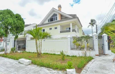 Casa com 3 quartos à venda na rua hipólito da costa, 1331, boqueirão, curitiba, 220 m2 por r$ 1.150.000