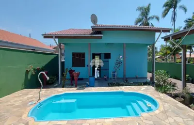 Casa com 3 quartos à venda na rua joão horácio vieira, 669, anexo b1, itapoá, 189 m2 por r$ 695.000