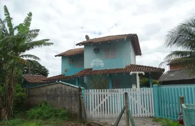 Casa com 2 quartos para alugar na avenida beira mar v, 1990, figueira do pontal, itapoá, 70 m2 por r$ 1.652