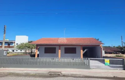 Casa com 3 quartos para alugar na rua maria de lourdes sanches, 1196, centro, itapoá, 155 m2 por r$ 3.164