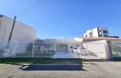 Casa com 3 quartos à venda na rua josé do patrocínio, 583, afonso pena, são josé dos pinhais, 100 m2 por r$ 600.000