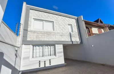Casa com 4 quartos à venda na rua câmara júnior, 874, jardim das américas, curitiba, 180 m2 por r$ 980.000