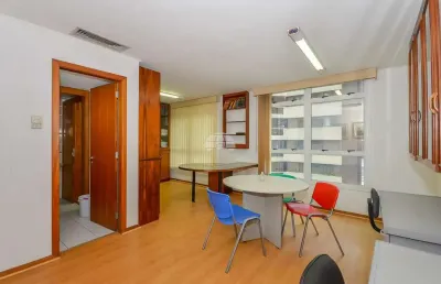Sala comercial à venda na rua visconde do rio branco, 1630, centro, curitiba, 33 m2 por r$ 250.000
