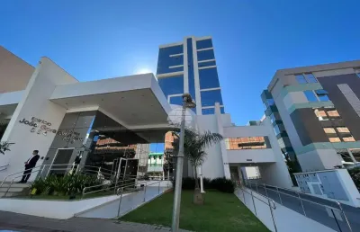 Sala comercial à venda na avenida brasil, 532, centro, pato branco, 126 m2 por r$ 680.000