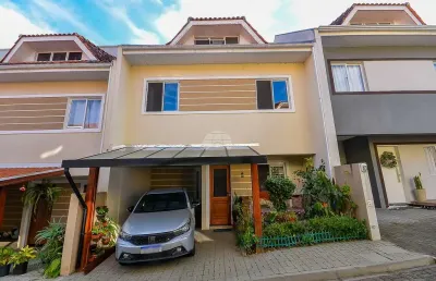Casa em condomínio fechado com 3 quartos à venda na estrada de santa cândida, 77, santa cândida, curitiba, 100 m2 por r$ 470.000