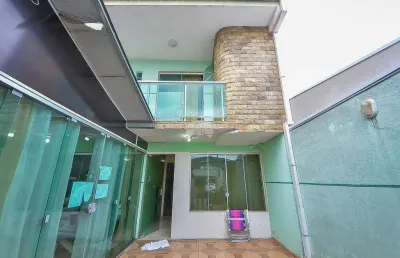 Casa com 2 quartos à venda na rua ourizona, 2375, sítio cercado, curitiba, 80 m2 por r$ 598.000