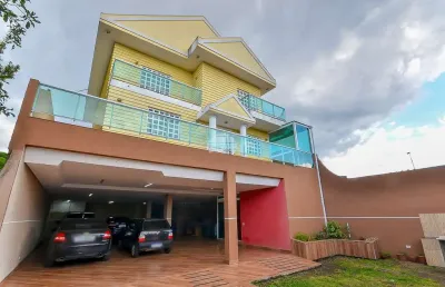 Casa com 3 quartos à venda na rua embaixador hipólito de araújo, 22, rebouças, curitiba, 363 m2 por r$ 2.100.000