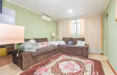Casa com 3 quartos à venda na rua juarez antônio mattei, 676, xaxim, curitiba, 60 m2 por r$ 270.000