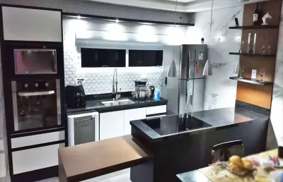Casa em condomínio fechado com 2 quartos para alugar na rua eurides maciel de almeida, 285, uberaba, curitiba, 65 m2 por r$ 4.300