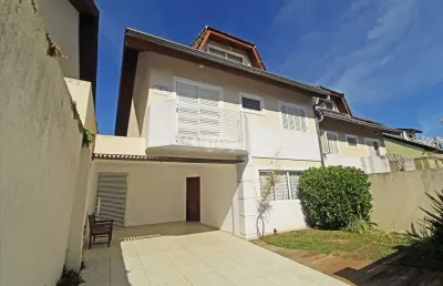 Casa em condomínio fechado com 4 quartos para alugar na rua rafael vechione, 125, vista alegre, curitiba, 82 m2 por r$ 5.000