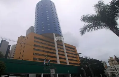 Sala comercial para alugar na rua desembargador motta, 1499, batel, curitiba, 48 m2 por r$ 1.800