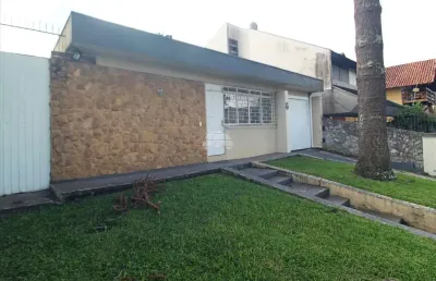 Casa com 4 quartos para alugar na rua professor luiz césar, 578, água verde, curitiba, 155 m2 por r$ 4.800