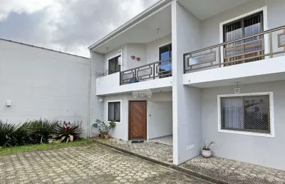 Casa em condomínio fechado com 3 quartos para alugar na rua sargento tadeu czocher, 71, uberaba, curitiba, 105 m2 por r$ 4.500