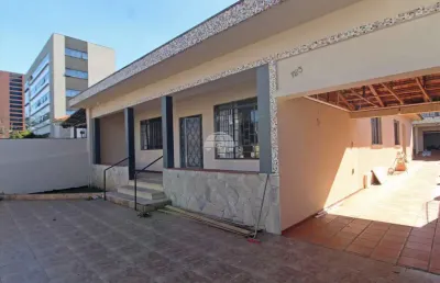 Casa comercial para alugar na rua canadá, 723, bacacheri, curitiba, 289 m2 por r$ 7.500