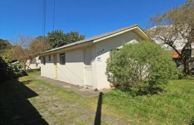 Casa com 3 quartos para alugar na rua alcino guanabara, 1343, hauer, curitiba, 60 m2 por r$ 1.700
