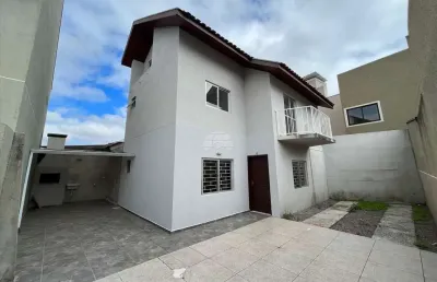 Casa em condomínio fechado com 3 quartos para alugar na rua josé gadzalinski, 155, uberaba, curitiba, 101 m2 por r$ 2.700