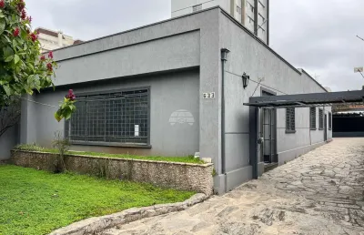 Casa com 4 quartos para alugar na rua campos sales, 633, juvevê, curitiba, 255 m2 por r$ 6.900
