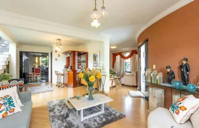 Casa com 5 quartos à venda na rua dom pedro ii, 3020, centro, campo largo, 415 m2 por r$ 1.600.000