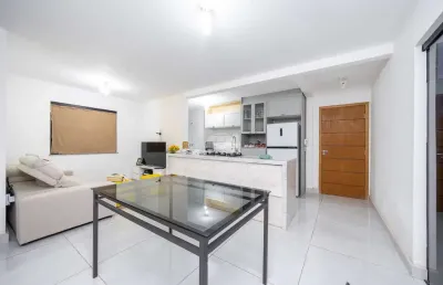 Apartamento com 4 quartos à venda na rua irene castagnoli souto, 363, vila solene, campo largo, 91 m2 por r$ 460.000