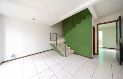 Casa com 3 quartos à venda na rua monsenhor aloízio domanski, 938, centro, campo largo, 140 m2 por r$ 450.000