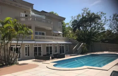 Casa com 5 dormitórios à venda, 1200 m² por r$ 19.000.000,00 - tamboré 03 - santana de parnaíba/sp