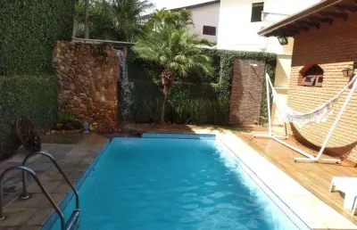 Casa com 3 dormitórios à venda, 250 m² por r$ 2.300.000,00 - jardim dos camargos - barueri/sp