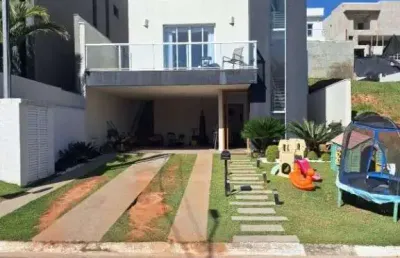 Casa em condomínio fechado com 3 quartos à venda na Rua Sabiá, Suru, Santana de Parnaíba