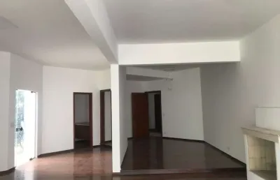 Casa em condomínio fechado com 4 quartos para alugar na Alameda Brasil, Alphaville, Barueri