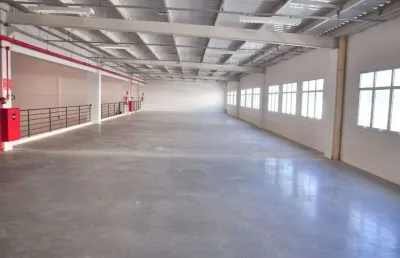 Barracão / Galpão / Depósito para alugar na Avenida Portugal, Itaqui, Itapevi