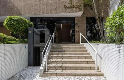 Excelente  sala dupla ( prédio com recepção controlada ) já locada à venda! ideal para investidores ( aluguel líquido r$ 1200 )  no centro cívico, curitiba, pr