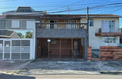 Excelente sobrado no bairro xaxim com 150m², 4 dormitórios ( sendo 1 suíte ) e 3 vagas - xaxim - curitiba, pr
