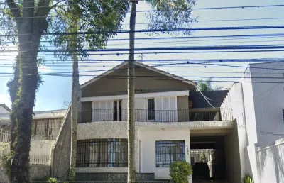 Casa residencial ou comercial para alugar, com barracão nos fundos, área útil total de 500 m², por r$ 9.500,00/mês. no bairro hugo lange - curitiba/pr.