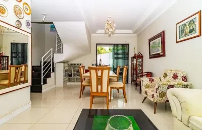 Sobrado no bairro de santa felicidade com 540m², 4 dormitórios ( sendo 2 suítes ) e 3 vagas - santa felicidade - curitiba - pr