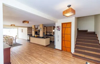 Casa de condomínio fechado em são josé dos pinhais com 302m², 5 quartos ( sendo 1 suíte ) e 4 vagas - pedro moro - são josé dos pinhais - pr