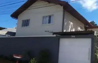 Kitnet para locação  no bairro vista alegre em curitiba