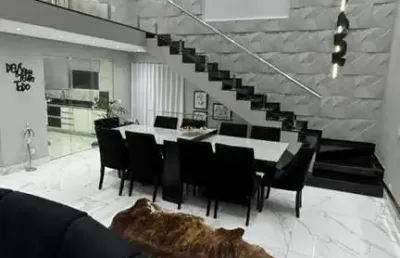 Casa mobiliada em condomínio fechado no bairro abranches com 367,50m², 4 dormitórios ( sendo 3 suítes ) e 6 vagas - abranches - curitiba - pr