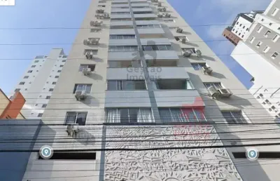 Apartamento 2 quartos no centro de balneário camboriú