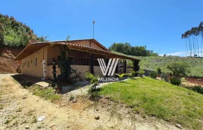 Chacará de rua | 3 suites | 300m² priv | 2 vagas | marmeleiro - almirante/pr