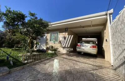 Casa de rua | 290m² priv | 3 dorms | 4 vagas | capão raso - curitiba/pr