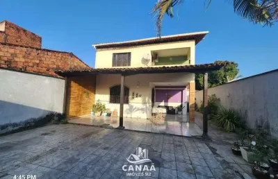 Casa duplex à venda em parque sabiá - 2 quartos - ventilada - quintal amplo