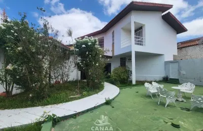 Vende-se casa duplex no quintas do calhau lado praia - 3 quartos - ventilada
