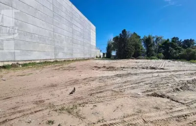 Ótima localização, em frente a br 407  ao lado mercado bavaresco rodovia duplicada e revitalizada