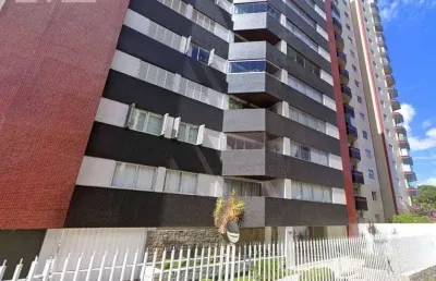 4 quartos  3 suítes água verde lareira churrasqueira sacadas 01 por andar  02 vagas