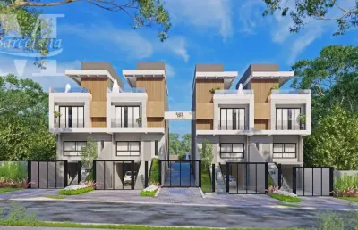 Casa condomínio fechado em construção. 3 suítes rooftop com spa e churrasqueira.