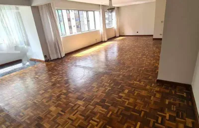 Marquês de abrantes andar alto 150 m² área útil armários 02 vagas atrás clube curitibano água verde.