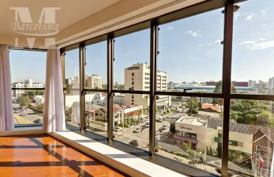 Rio danúbio. 312m² de área útil, no coração do batel, face norte, mobiliado, próximo ao shopping pátio batel e praça do japão.