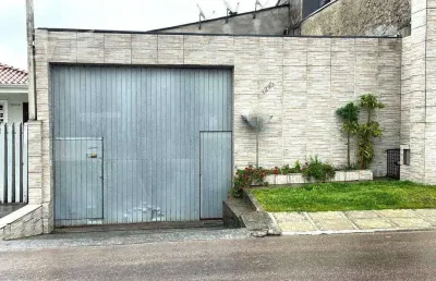 Casa com terreno, no pinheirinho, 4 quartos, 5 vagas.