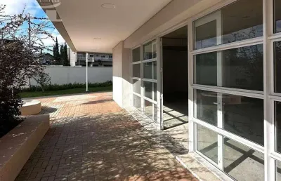 Loja nova em excelente localização no edifício parque ecoville com 137m² de área interna